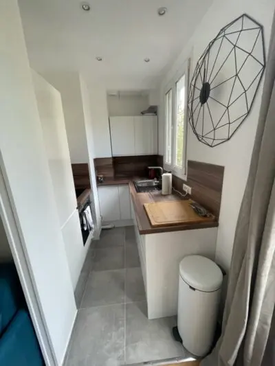 Reforma de cocina moderna en Badalona después