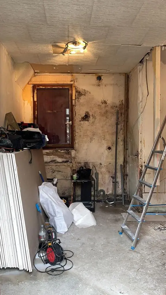 Estado inicial de cocina antes de la reforma